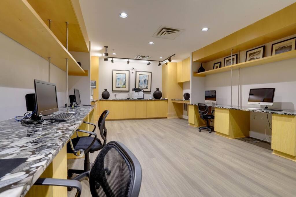 Fantastic 1 Bedroom Condo At Ballston With Gym อาร์ลิงตัน ภายนอก รูปภาพ